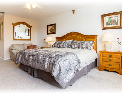 5 Bedroom 3 Bath Vacation Home with Golf course view WVH 507