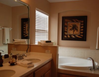 Executive 4 Bedroom 3 Bath Vacation Home WVH 236