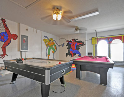 Wonderful 5 Bedroom 4.5 Bath Pool Home WVH186