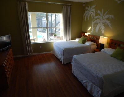 Beautiful 6 Bedroom 3 Bath Vacation Home ( Gated Community)